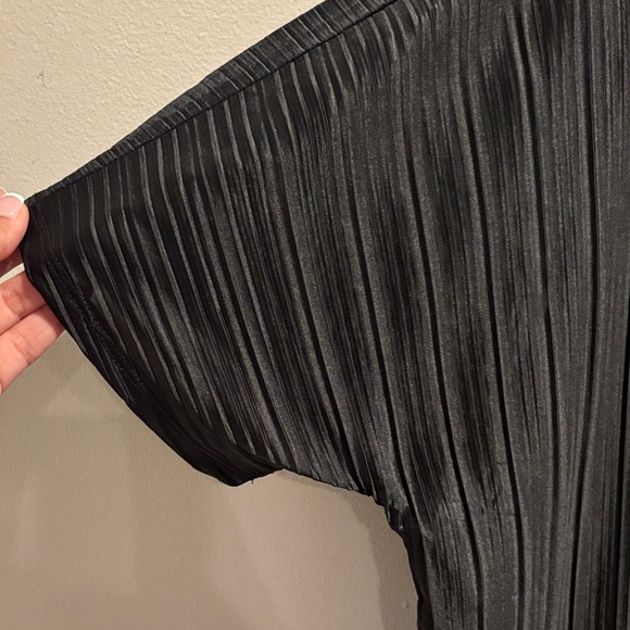 JM Collection Black Pleated Short-Sleeve Tee - Picture 4 of 6